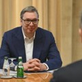Vučić najavio pokretanje portala putem kog će građani slati pritužbe na ‘bahate’ funkcionere