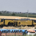 Ekskluzivni snimci: Radni vozovi stigli na prugu kod Aerodroma Nikola Tesla