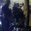 Francuska policija pronašla "ratno oružje" u parkiranom vozilu u predgrađu prestonice