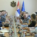 Vesić sa predstavnicima beogradskih opština: "Prijave građana za priključke na infrastrukturu završiti brzo i efikasno"