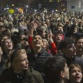 Da li Srbiji preti obojena revolucija i zašto je opoziciji potreban Beograd: Sagovornici ruske Gazete o protestima nakon…