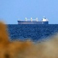 Dva člana posade povređena kada je teretni brod u Crnom moru pogodila ruska mina
