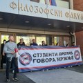 Blokiran Filozofski fakultet u Novom Sadu zbog „govora mržnje“: Nastavlja se kampanja protiv Dinka Gruhonjića (VIDEO)