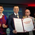 Savez Srba u Rumuniji dodelio "Vidovdansku povelju" ministru Đorđu Milićeviću