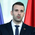 Spajić Opomenuo vicepremijera: Kaže da "razume da je čovek Srbin", ali da crnogorska zastava u Beogradu mora da se vidi