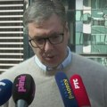 Vučić iz Njujorka poručio Ćuti da jeste Panta i da će nastaviti da mesi pitu