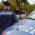 Stravičan sudar voza i kamiona! Lokomotiva gori u plamenu, najmanje 16 osoba povređeno