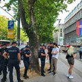 МУП: Претходне ноћи извршена провера идентитета 800 особа, 18 доведено до службених просторија