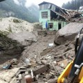 Najmanje 44 osobe stradale u poplavama u Kašmiru, nastavljaju se akcije spasavanja