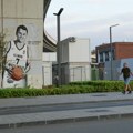 Centar za društvenu stabilnost naslikao mural sa likom ubijenog Čarlija Kirka