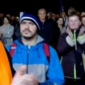 Propast prosvetara u Kraljevu, Bakić pominjao krv, Glumac Gagi prizivao u pesmi zimu 99-te
