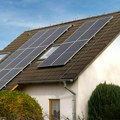 Solarni paneli će se prodavati u Lidlu da bi se smanjili računi zbog rata u Iranu