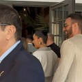 Mia Borisavljevic i Bojan iskulirali Pejovića, prošli bez pozdrava: Snimili smo susret kolega na slavlju Kaće Grujić