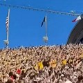 Najemotivniji snimak godine: 100.000 navijača i igrači mahali deci u bolnici pored stadiona