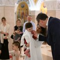 "Danas preuzimam jednu od najsvetlijih dužnosti": Vučić kum na krštenju, sa njim i patrijarh Porfirije: Neka nam je…