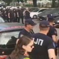 VIDEO: Burno u beogradskoj opštini Voždovac: Četiri člana Zborova građana privedena, pa puštena