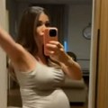 Olja Crnogorac pokazala kako izgleda tik pred porođaj: Voditeljka (41) grmi u uskoj haljini