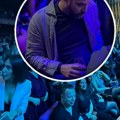 Filip Živojinović ostao bez sedišta na koncertu Jakova Jozinovića, brže-bolje se snašao: Evo šta su mu doneli