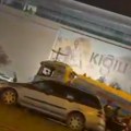 (Video) Više osoba povređeno u lančanom sudaru na Novom Beogradu. Formirale se ogromne kolone: Hitna prevozi ljude u bolnicu.…