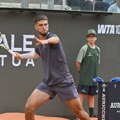 Hrvat eliminisao Đokovića i nastavio da blista: Izbacio još jednog nosioca za osminu finala Rima