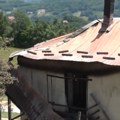 "Da je bilo noću, danas bi nas sahranili": Porodici Matović izgorela kuća, vatra progutala i Kristininu matursku haljinu…