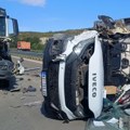 Sudar DVA KAMIONA na putu Kragujevac - Batočina