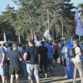 Odloženo rušenje zimske bašte u Aleksincu posle protesta građana