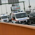 Prevrnut automobil na auto-putu u Beogradu: Saobraćaj se otežano odvija, stanje učesnika nije poznato