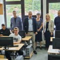 Opštinsko rukovodstvo obilazi prosvetne ustanove u Prijepolju – bolji uslovi za đake i prosvetare