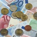 Prosečna neto zarada u Crnoj Gori u avgustu 799 evra