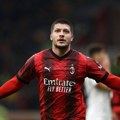 Jović sa dva gola odveo Milan u četvrtfinale kupa