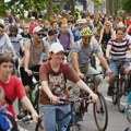 Групна вожња од Пионирског парка до Куле Небојша поводом Светског дана бицикла