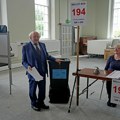 Izbori u EU: Danas glasaju Irci i Česi