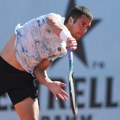 Đere servirao za set protiv Alkarasa, ali je slavio Karlitos