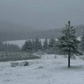 Sneg u maju: Zabeleo se Zlatar