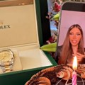 (Video) Dalila Dragojević slavi rođendan u Americi: Dobila Rolex, cveće, a tu je i čokoladna torta - čestitke stižu sa svih…