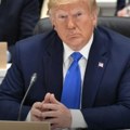 Tramp objavio da će produžiti primirje s Iranom