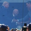 Španiju ranije nazivao "užasnim partnerom": Kako je izgledao susret Trampa i Sančeza na finalu SP (FOTO)