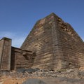 Opstajale milenijumima, ali sada im preti "katastrofa": Ugrožene drevne sudanske piramide Meroe