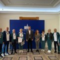 Novosadski penzioneri, učesnici međunarodnog festivala „Život je lep“ kod gradonačelnika Mićin: "Ponosni smo na vas jer…