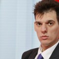 Petar Ćurčić gost Sinteze u 21 sat