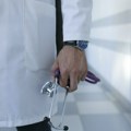 Lažni lekar uzeo ženi 50.000 evra Uhapšen na izlazu iz Hrvatske, novac pronađen u frižideru
