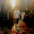 Palma presekao slavski kolač u hramu u Končarevu: Na slavama, svadbama i krštenjima ne pričati o politici