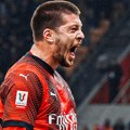 Jović ponovo trese mreže: Srbin strelac za Milan u potpuno ludom meču u Sasuolu! (video)