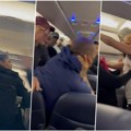 Nova makljaža na letu: Stjuardesa hrabro probala da razdvoji 2 putnika, ali zamalo da izvuče deblji kraj (video)