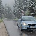 (Foto) u ovom mestu u Srbiji danas izmereno: -1 i pada sneg Meštani zatečeni prizorom, ovakve scene usred maja se ne pamte