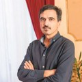Između Sterijinog sveta i Nušićevog pogleda