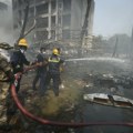 Nema preživelih u padu aviona u Indiji: Strahuje se da ima i dosta žrtava u hostelu na koji je pala letelica, ovo su mogući…