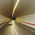 Vozači, oprez u tunelu Brđani! Zbog radova na auto-putu saobraćaj se odvija samo preticajnom trakom