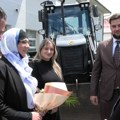 Vrijedna donacija Japana: Sjenica dobila novu radnu mašinu